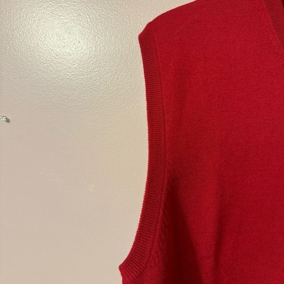 Peter Millar Merino Wool Vneck Sweater  Vest Mens Size M Golf Hampton - Picture 7 of 7